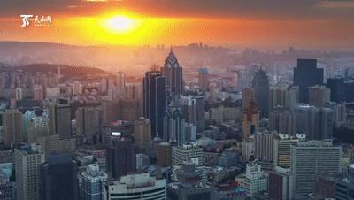 待到春暖花开时我们再相聚,待到春暖花开时我们再看车水马龙