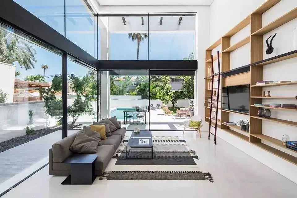 高档商务大厦为什么用lowe玻璃,lowe玻璃幕墙住宅优缺点