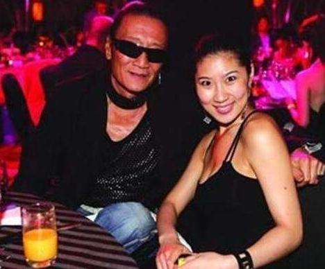 谢贤狄波拉何鸿燊,赌王何鸿燊谢贤