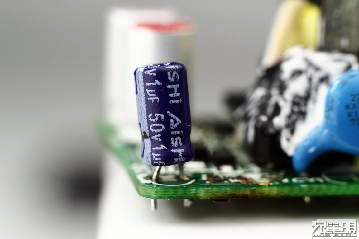 oppo闪充线拆解,oppo闪充65w充电器