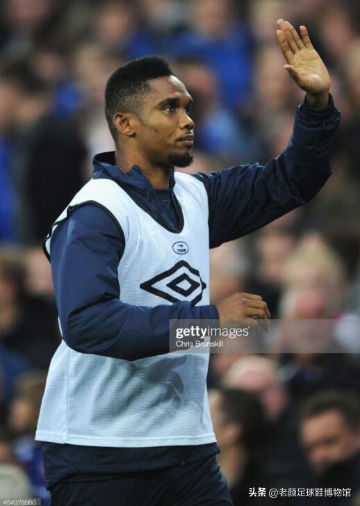 自称梅西曾辅佐他踢球，世界杯打假球贪得无厌头像被球迷印上美元