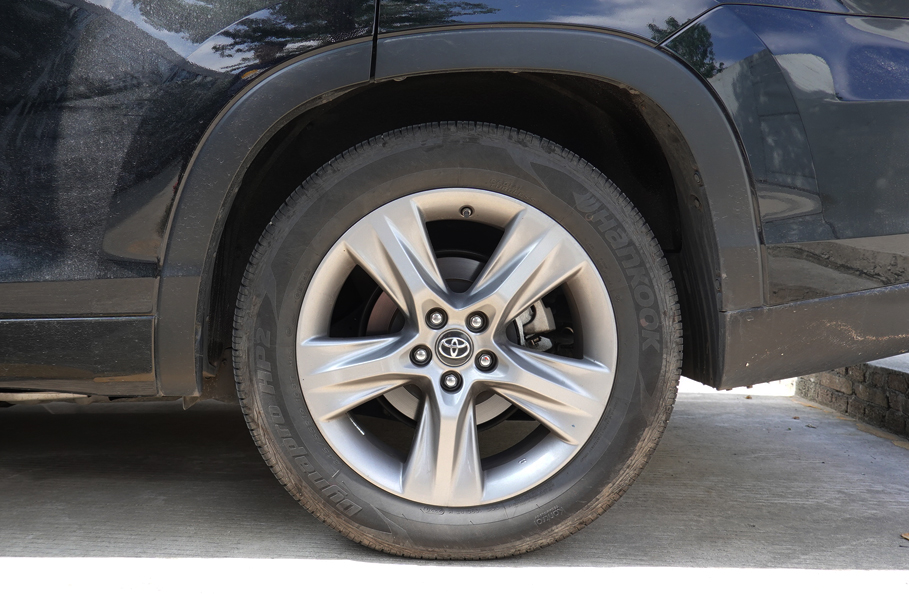 兼顾安全和空间的suv,如何选择适合城市suv的轮胎