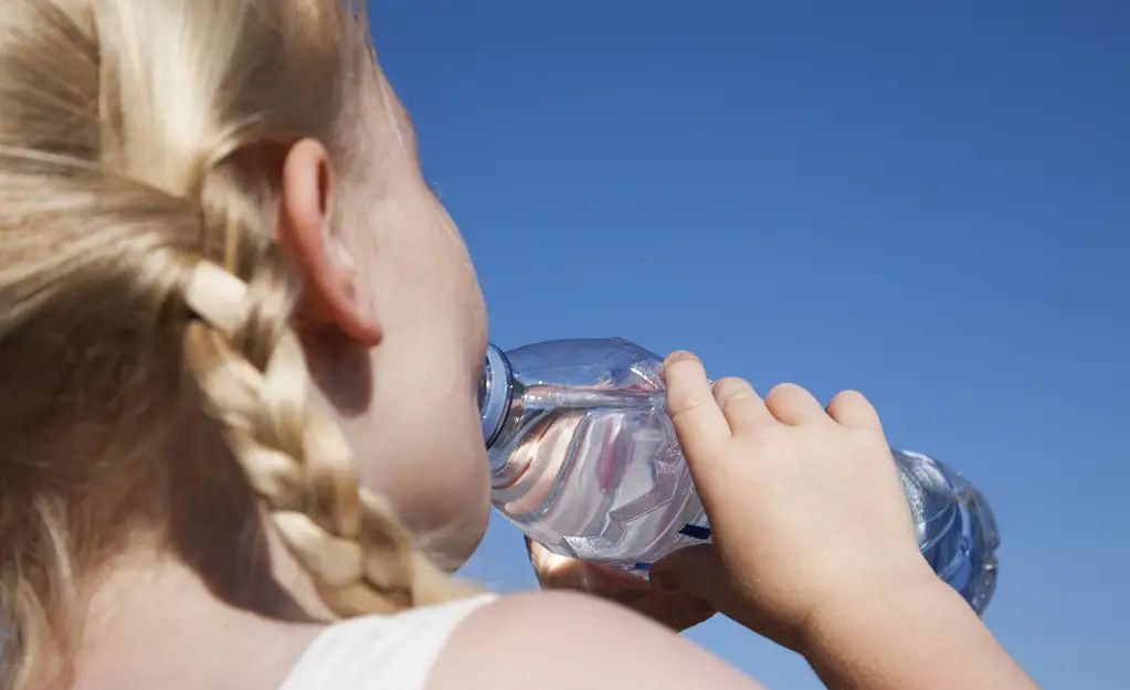 全球第一美胸到gucci老板娘，43岁身价超2300亿，她究竟有多美？