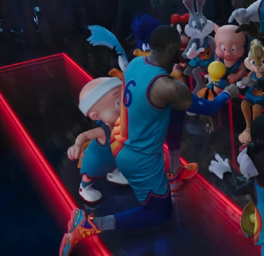 詹姆斯19代翻新,詹姆斯20代配色曝光