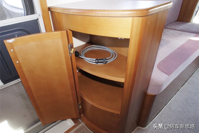 日产nv200房车的改造,日产nv200房车改装案例