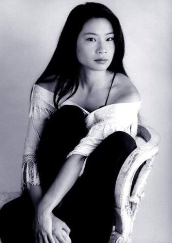 这个华裔“丑”女人，征服了好莱坞…