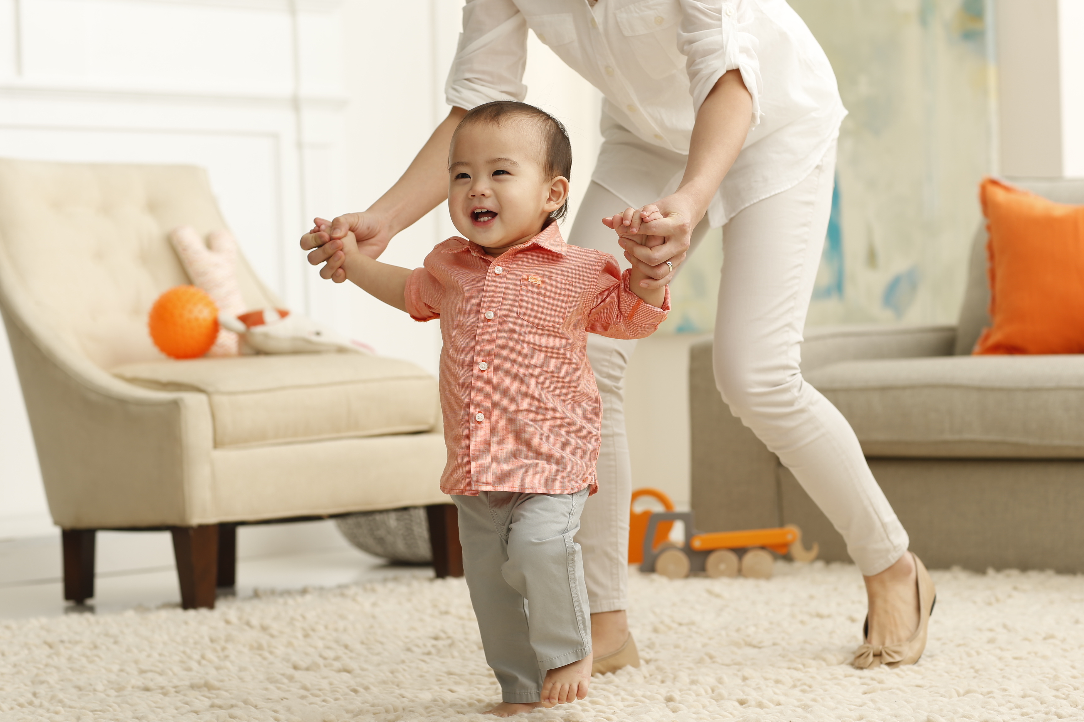 发愁宝宝喝奶粉便秘？美赞臣亲舒不上火不便秘