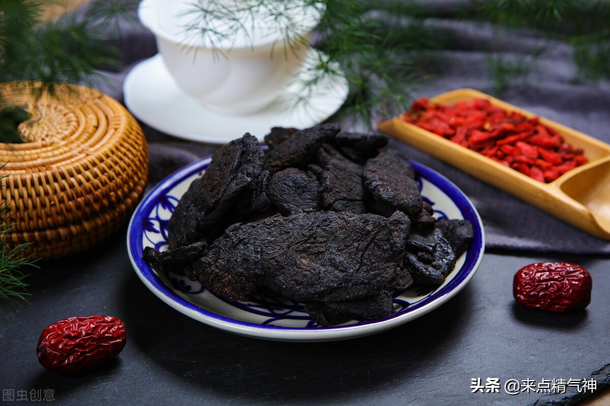 水刚漏了怎么补救,水漏了用什么补好