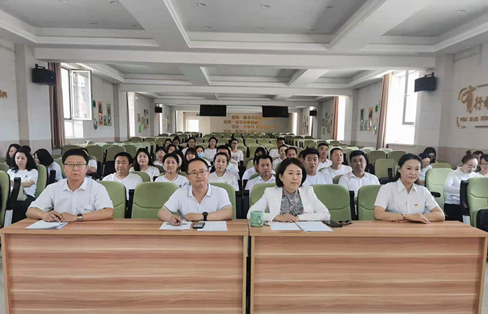 礼赞百年逐梦远方——双塔区凌河小学创建特色品牌学校纪实