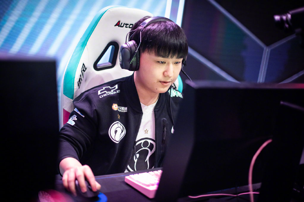 shy哥当初为什么选择ig,shy哥打ig新上单