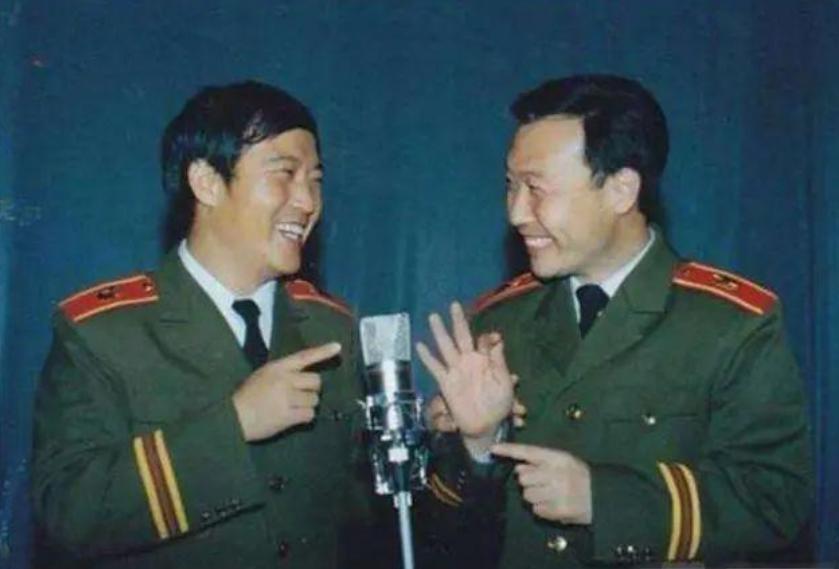 58岁和妻子离婚，64岁在节目晕倒，弃冯巩而去后，牛群有多凄惨？