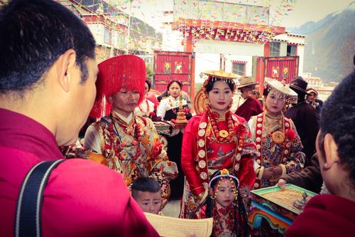 建国初期全国有多少个民族,新中国确认出多少个民族