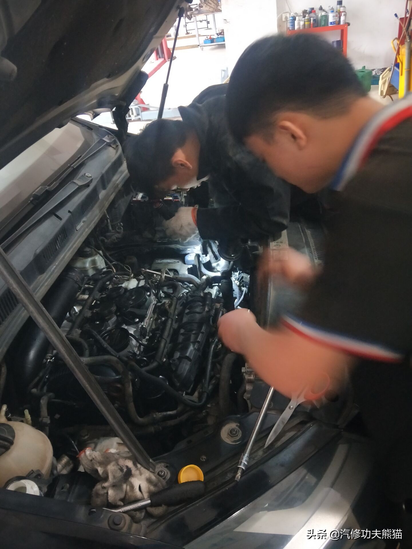 ea8882.0t夏朗烧机油,大众夏朗1.8t烧机油怎么样