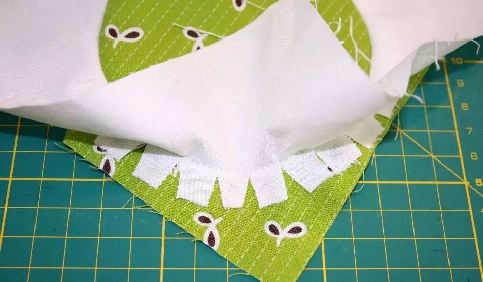 缝纫技巧教程拐弯拼缝,缝纫花边收尾怎么缝