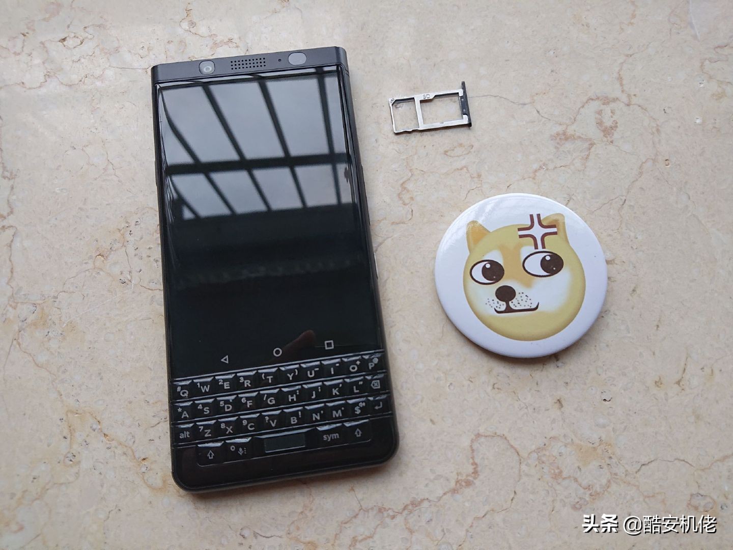 全键盘黑莓keyone,全键盘黑莓奢华