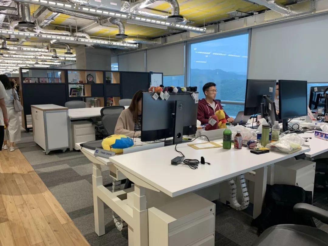 香港人超羡慕的Facebook新办公室，和内地大厂比怎么样？