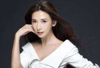 央视主持人马凡舒凭高颜值出圈,央视新晋女神马凡舒