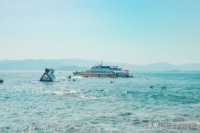 进出景区排队3个小时,岛上物价高上天,这的游客还是多的挤破头