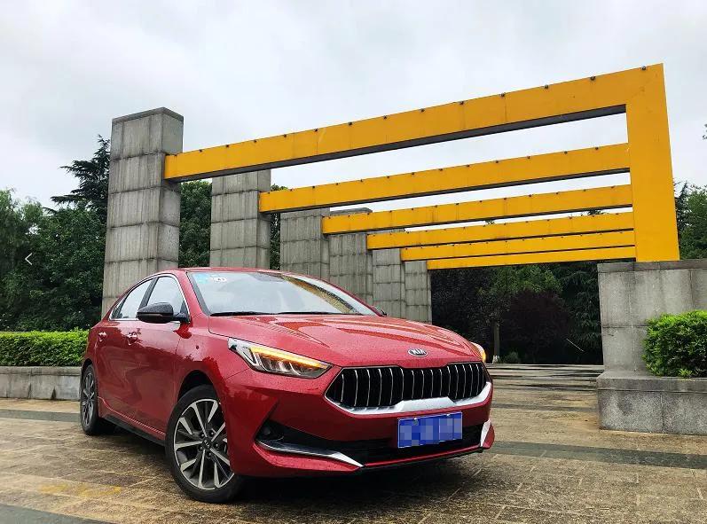 平顺稳当易种草，试驾东风悦达起亚K3