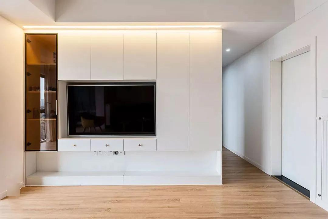 泛黄白墙、陈旧水晶灯统统过时！91㎡二手房用改造证明脱胎换骨