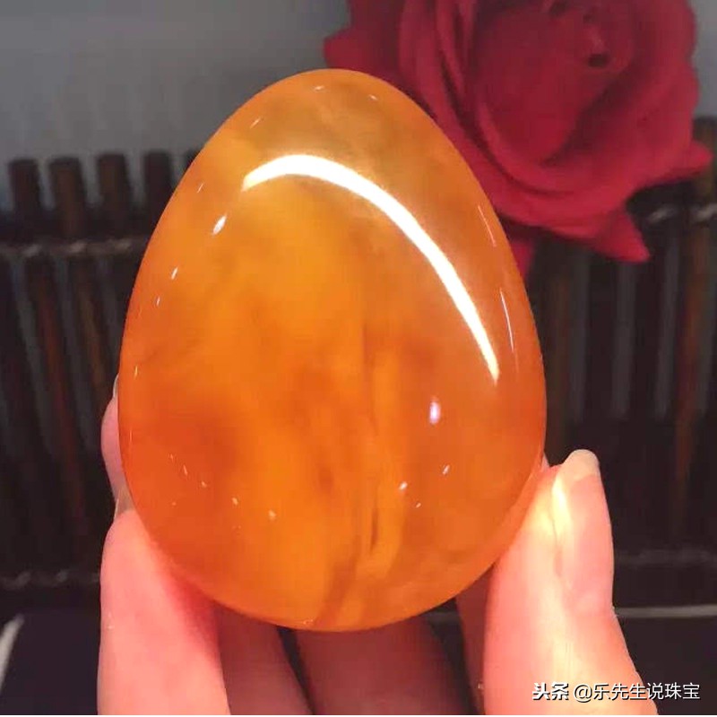 蜜蜡怎么鉴别真假108颗小技巧,如何用紫光灯鉴别蜜蜡真假视频