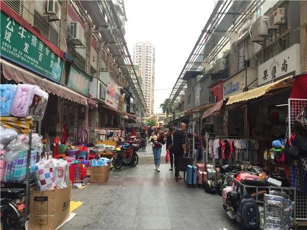 厦门10元店小商品最全批发市场,厦门最大的一级批发市场