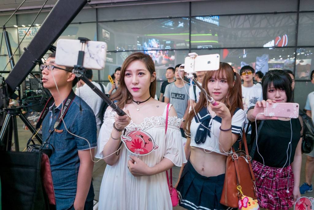 说直播技巧纯干货不废话,一口气看懂直播玩法