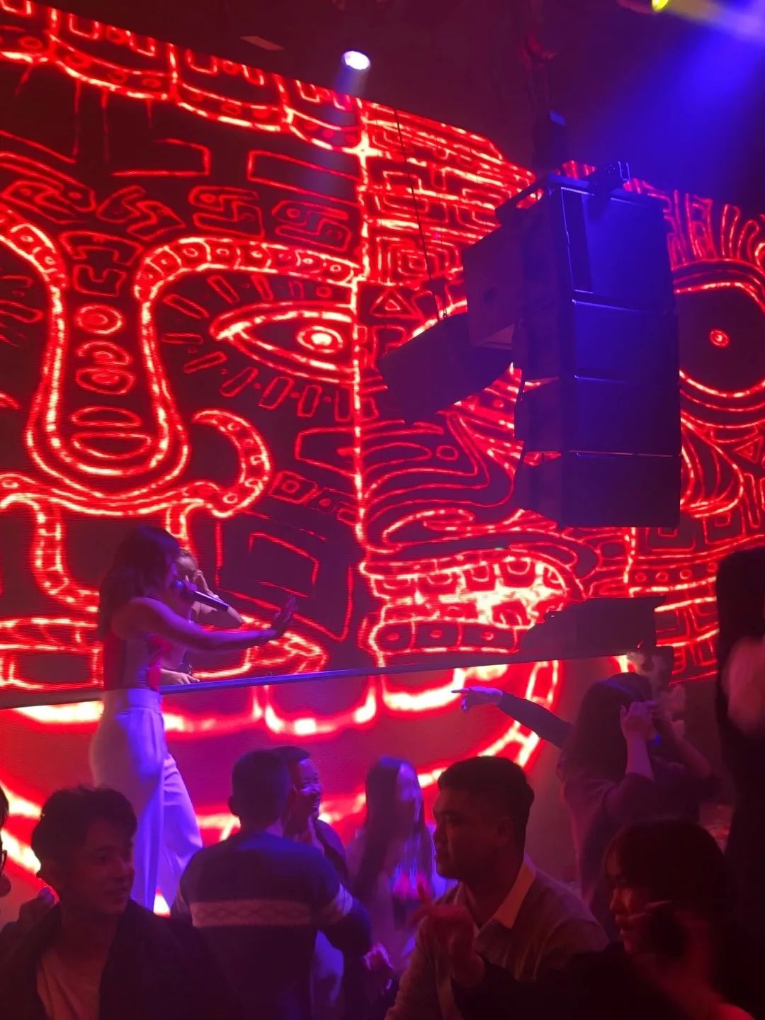 国内顶级潮流轻奢派对夜店,高端品牌夜店