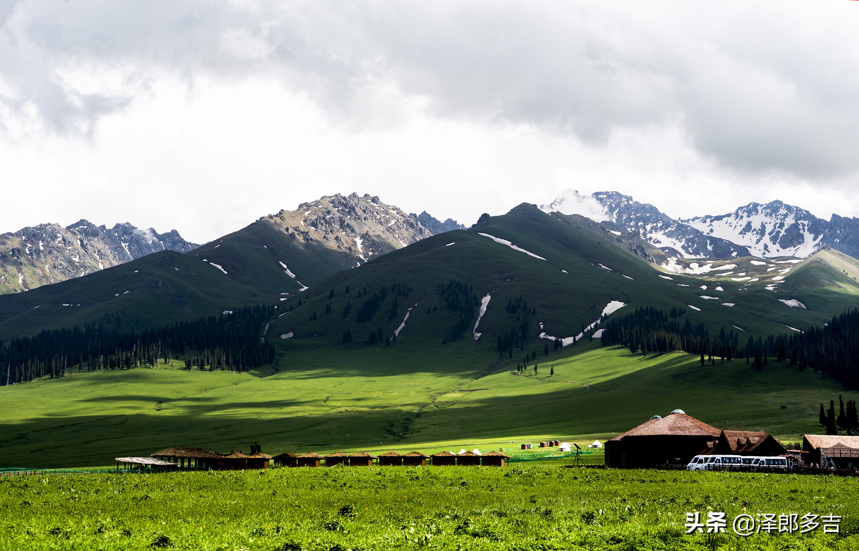 喻林斌摄影作品欣赏：“醉镜”那拉提