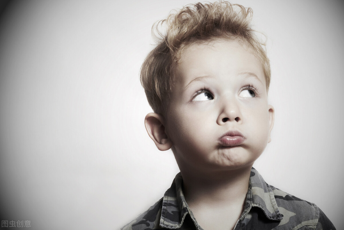 优雅脱俗的男孩名字大全,奕奕生辉的男孩名