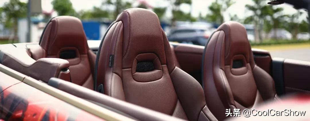 不迎合法系车的浪漫，车友打造‘机甲风’的标志308CC