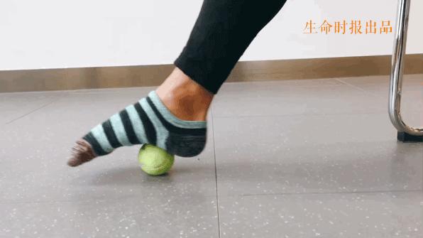 一个动作锻炼颈肩腰腿轻松全身,肩颈腰腿疼痛康复操