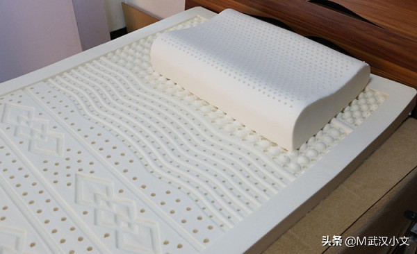 慕思今晚系列床垫是不是正宗慕思,慕思v6床垫和慕思床垫有什么区别