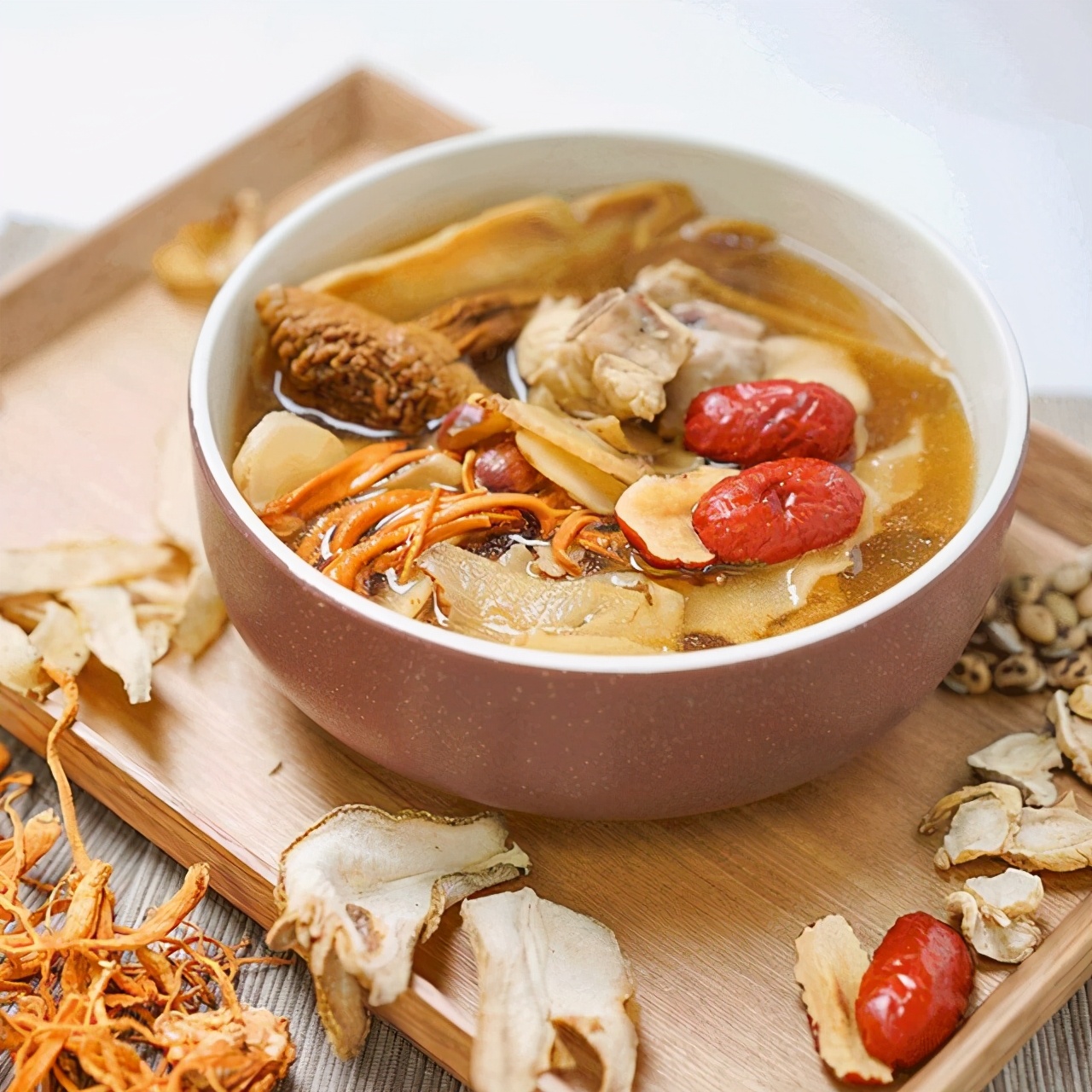 湘菜川菜鲁菜粤菜淮扬菜八大菜系,川菜为什么排在中国八大菜系之首