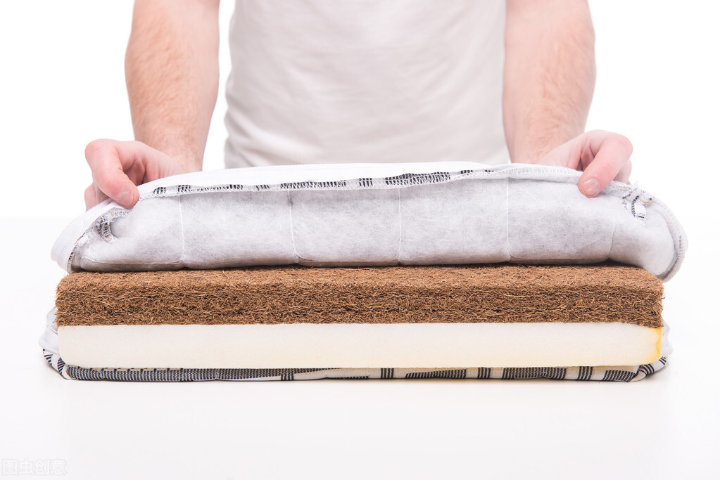 含100%聚酯纤维的棉床垫含甲醛吗,聚酯纤维床垫的危害有哪些