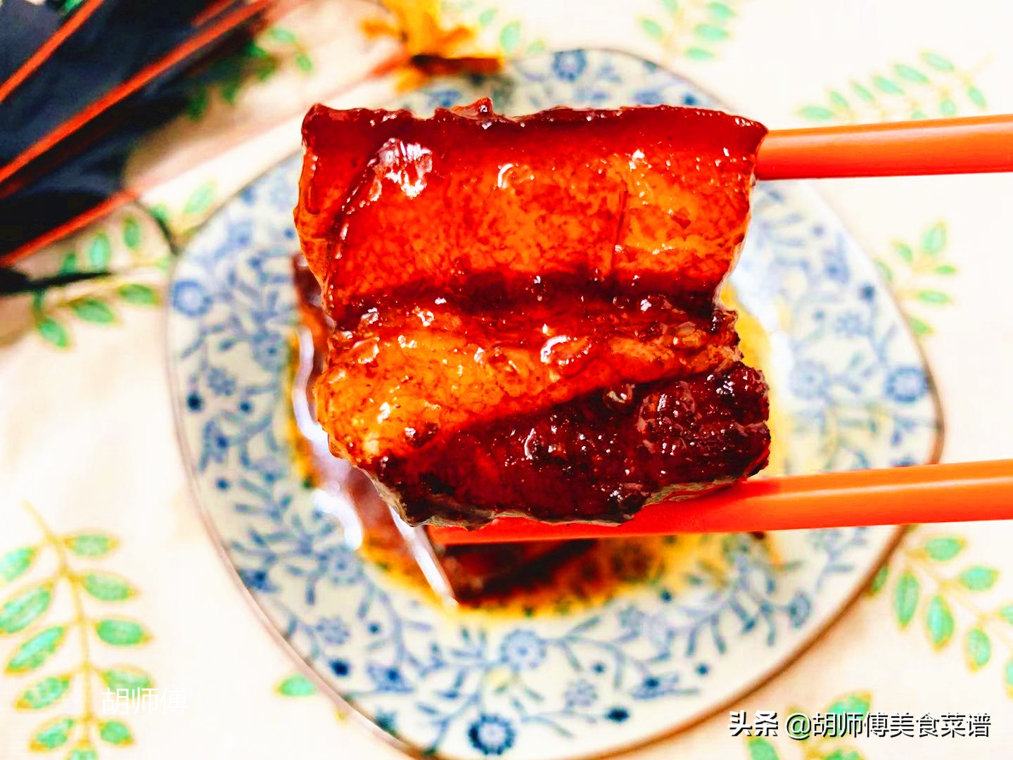 做红烧肉的时候糖放的少了不甜,做红烧肉用冰糖还是白砂糖