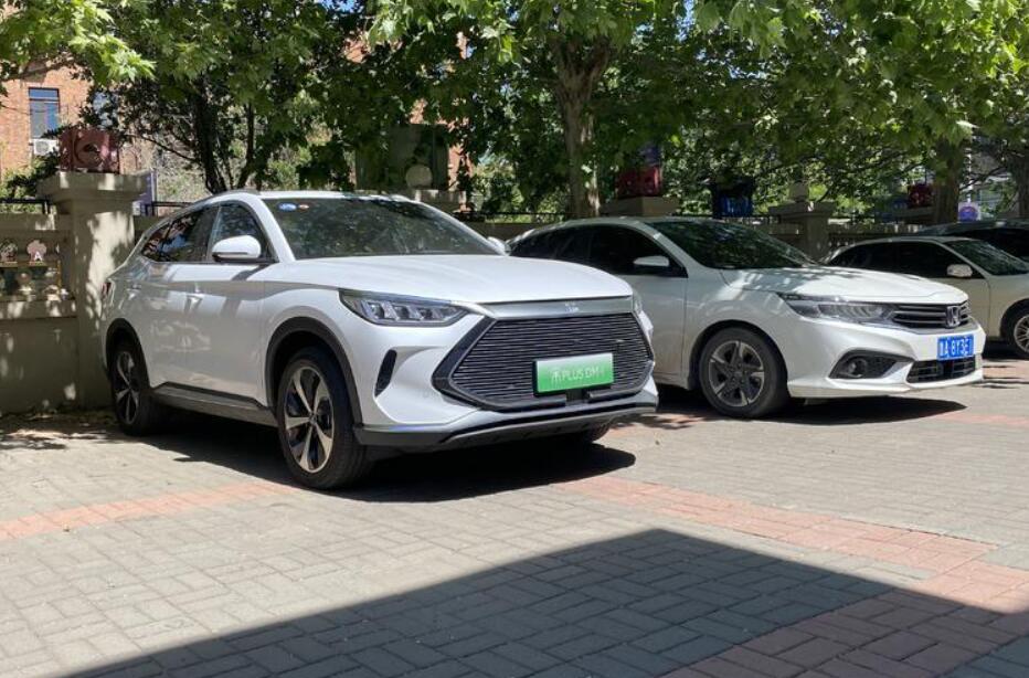 宋plusdmi两驱跟四驱有什么区别,比亚迪宋plusdm-i质量怎么样