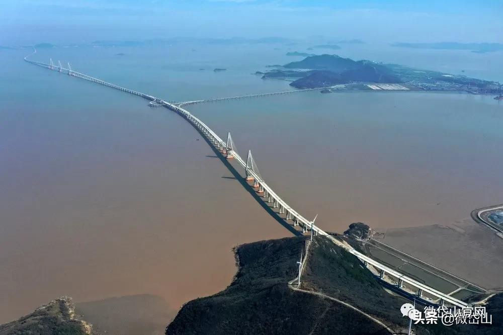 你好，我叫岱山，这是我的最新简历