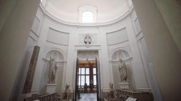 世界各大博物馆稀世珍宝,捐出百万家产的女人