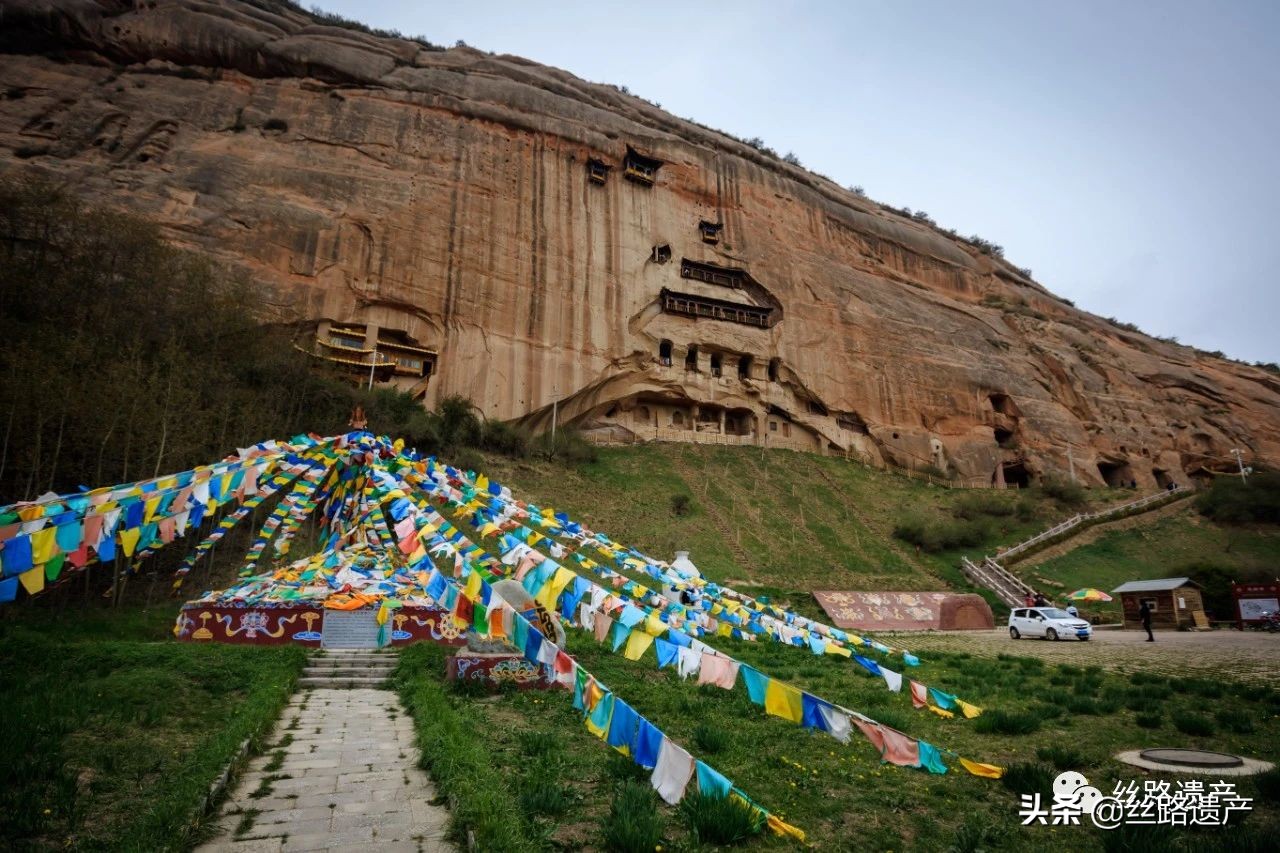 马蹄寺石窟群最大的洞窟,马蹄寺33天石窟内景色