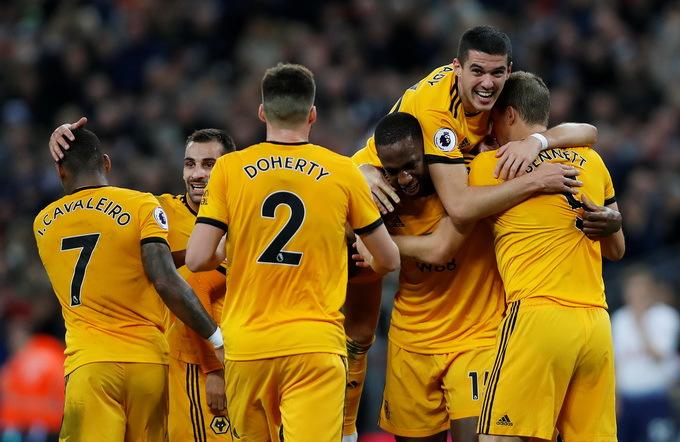 英超赛程狼队vs曼城,英超狼队对曼联比赛分析