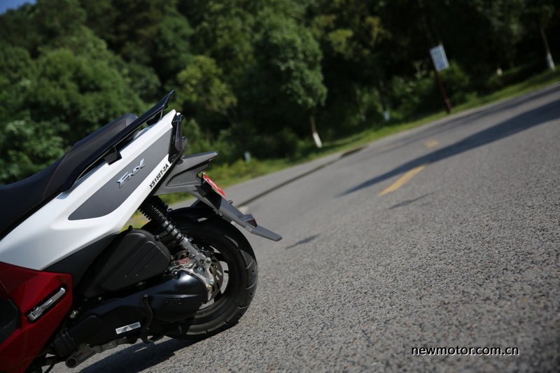 三阳fnx150踏板2021款评测,三阳fnx踏板150带人可以跑山吗