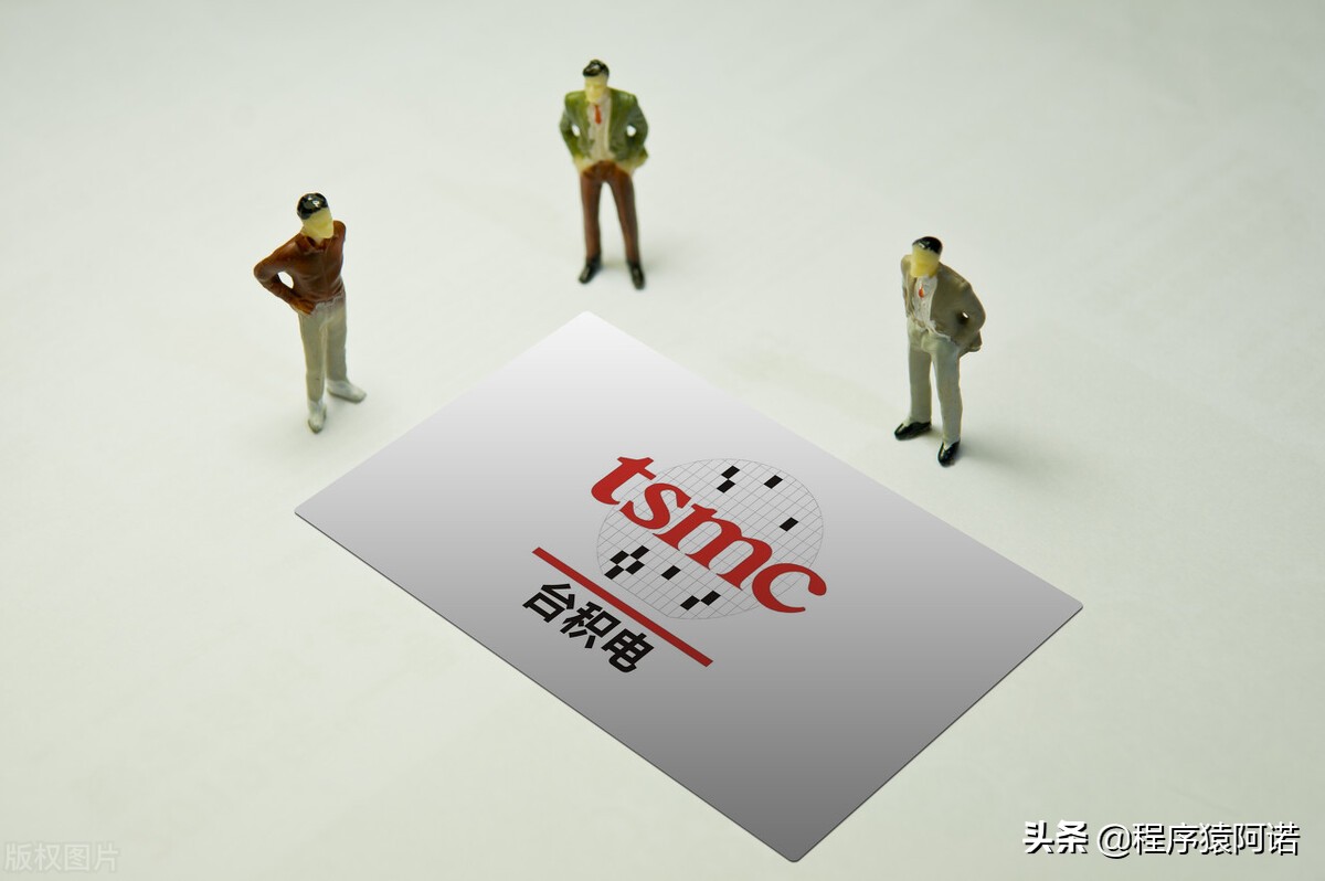 ASMl光刻机如何成长为行业霸主,asml和光刻巨头