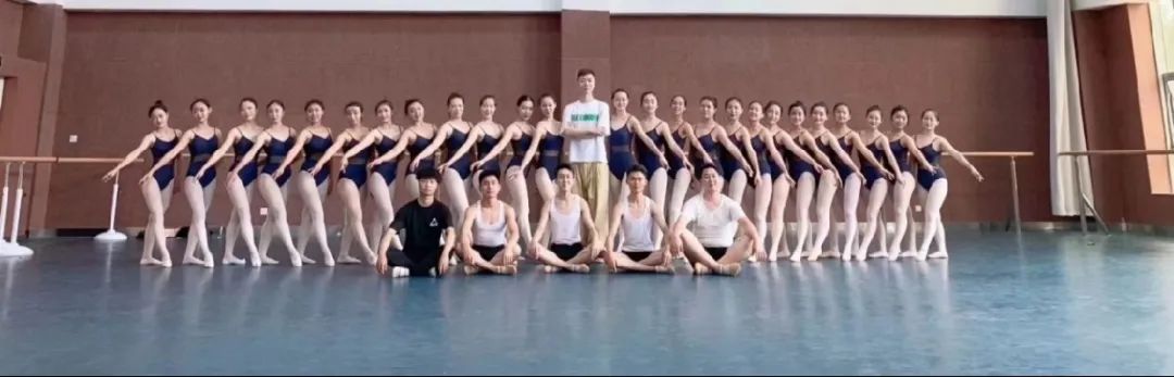 玉溪师范学院凤凰路134号乐队,玉溪师范学院的故事