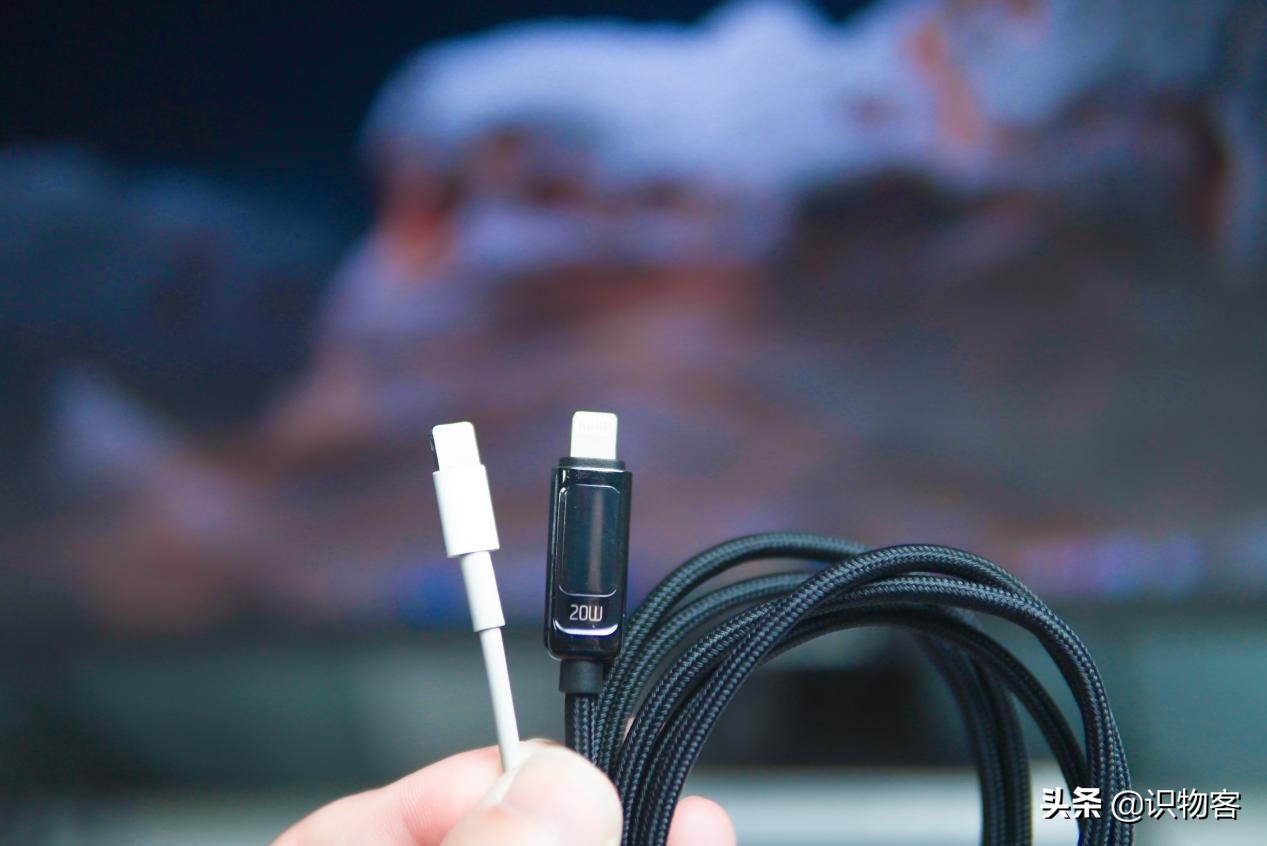 苹果lightning数据线最大功率,超级耐用的快充线推荐品牌