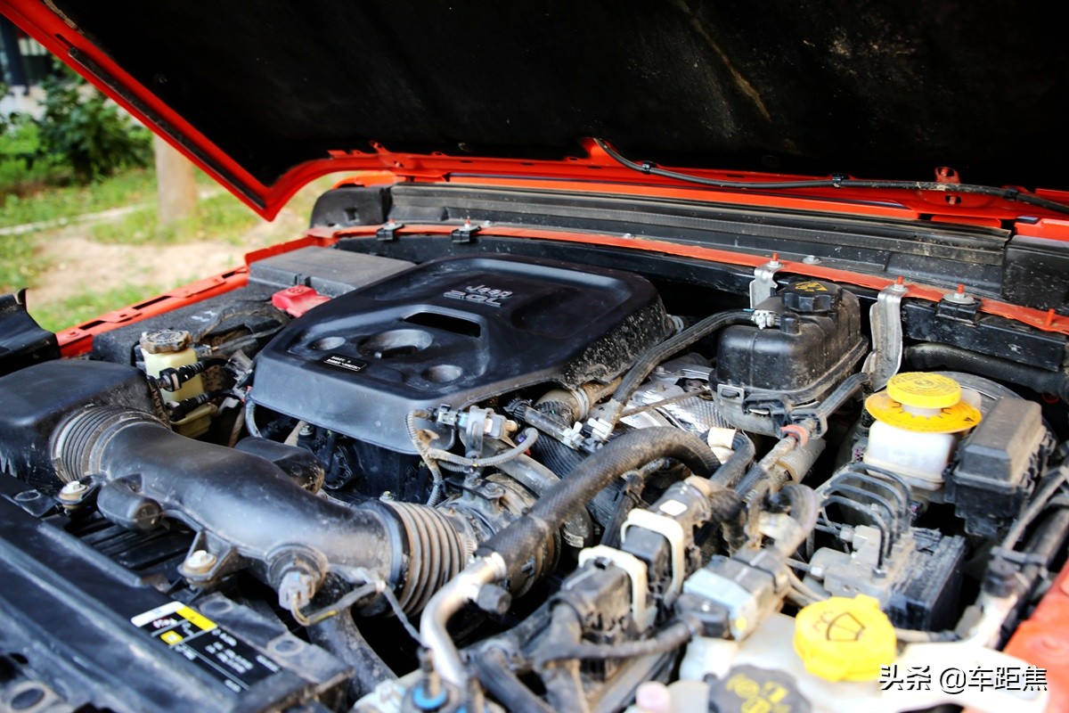 牧马人沉浸式体验白色内饰,体验牧马人卢比肯