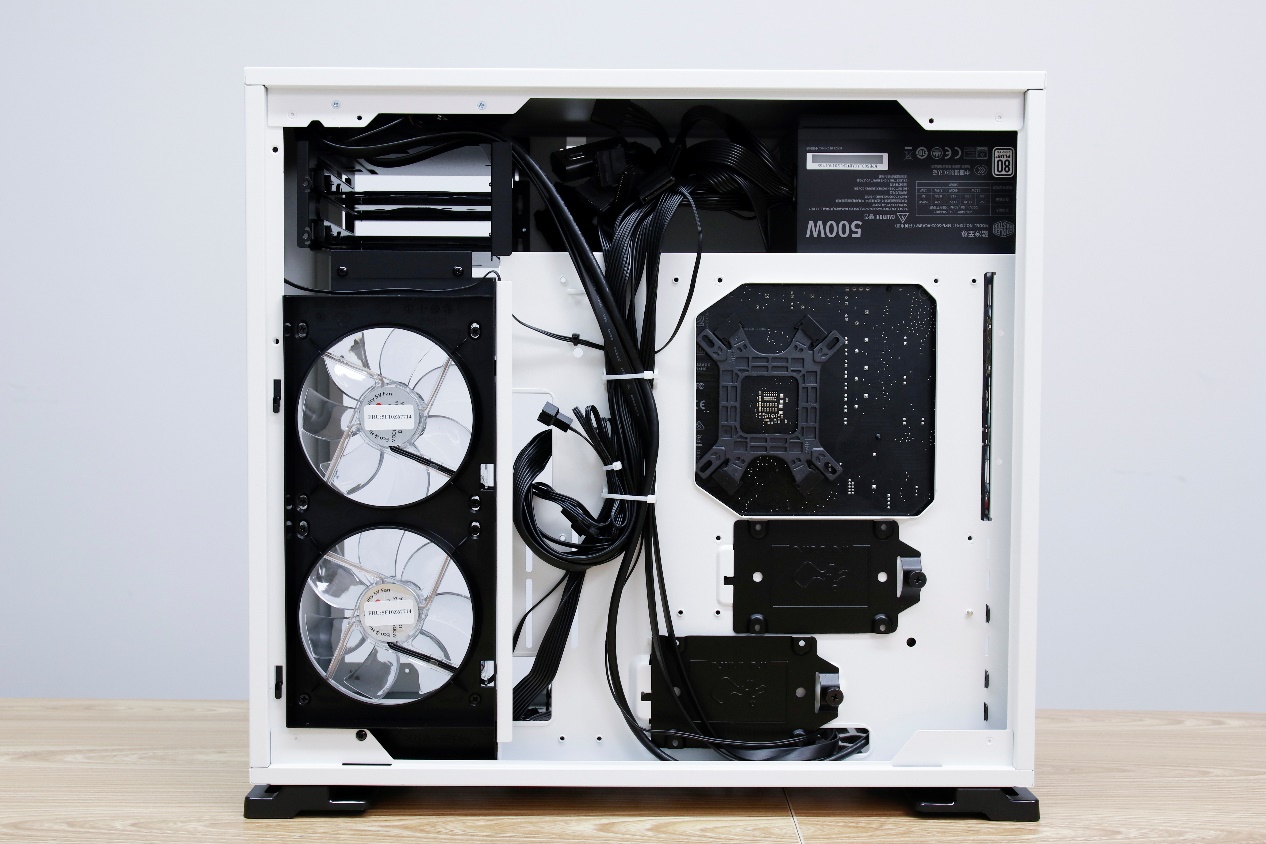 不被当前硬件束缚,异能者让你大学四年配置不落伍