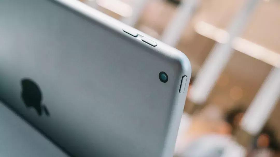 ipadair2和ipad2020哪个性价比高,ipad第10代10.9寸测评