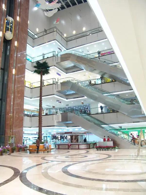 太原和信摩尔搞活动,太原和信摩尔商铺最新消息