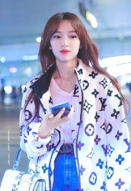 碧梨主打潮牌,碧梨和lisa相比谁更厉害